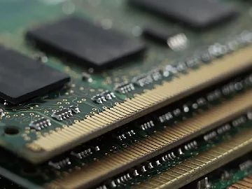 Серверная RAM (ECC) против обычной: можно ли сэкономить?