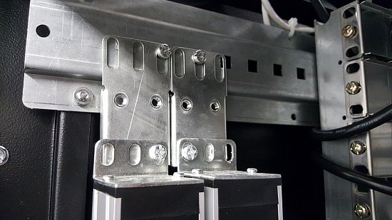 Блок розеток ЦМО R-32-24S-Am-1820-K